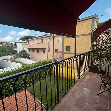 Guest House Le Vagabonde Fiumicino Exterior photo
